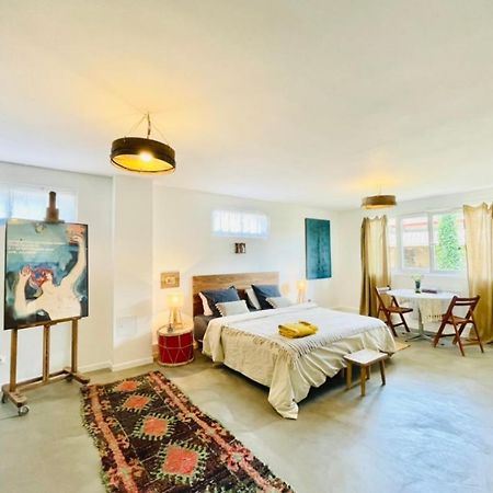 La Madeleine Bed & Breakfast Amplepuis ภายนอก รูปภาพ